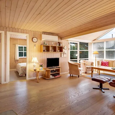 Tatil Evi Charming Family-friendly Close To And The Kattegat Centre *