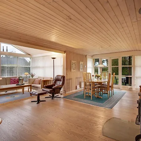 Charming Family-friendly Close To And The Kattegat Centre Grenå